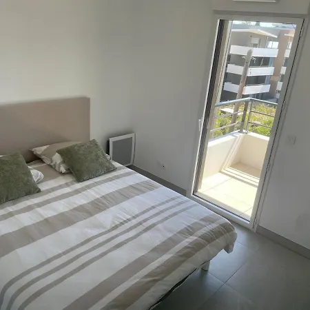 Apartment Loubet Magnifique 2 6min De La Villeneuve-Loubet